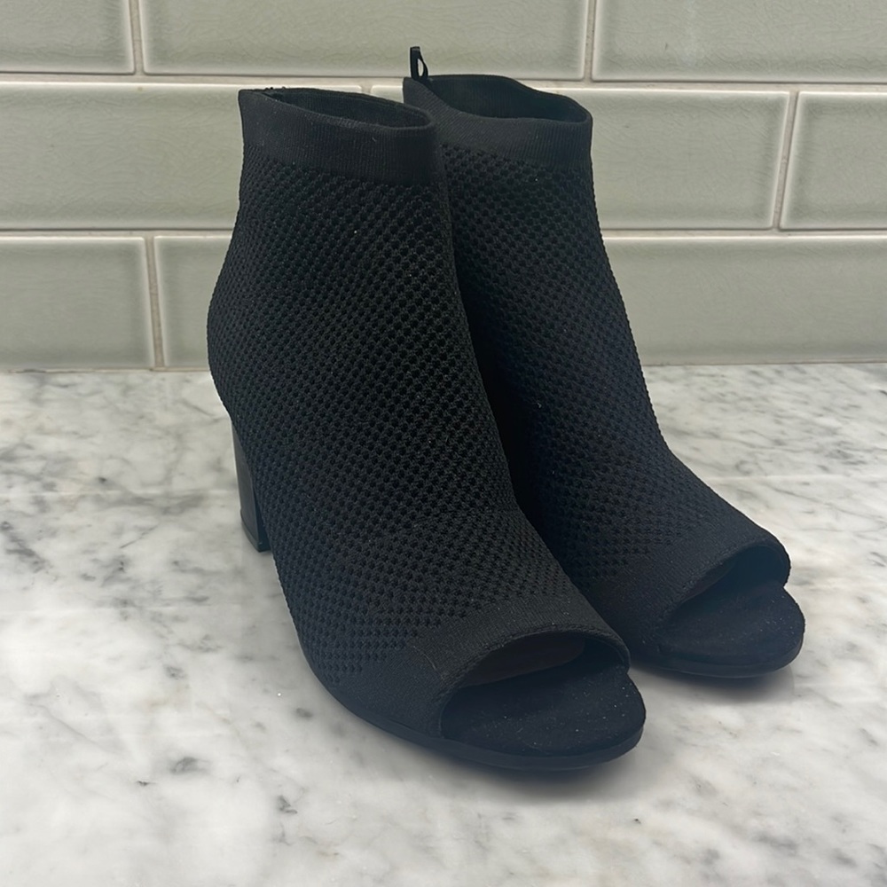 Open toed booties